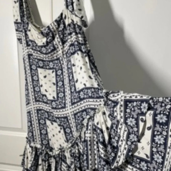 Cinq a Sept Minella Bandana Paisley Print Dress 2 - Picture 7 of 8